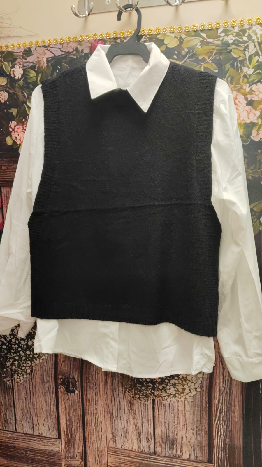 CONJUNTO DE CHALECO Y CAMISA