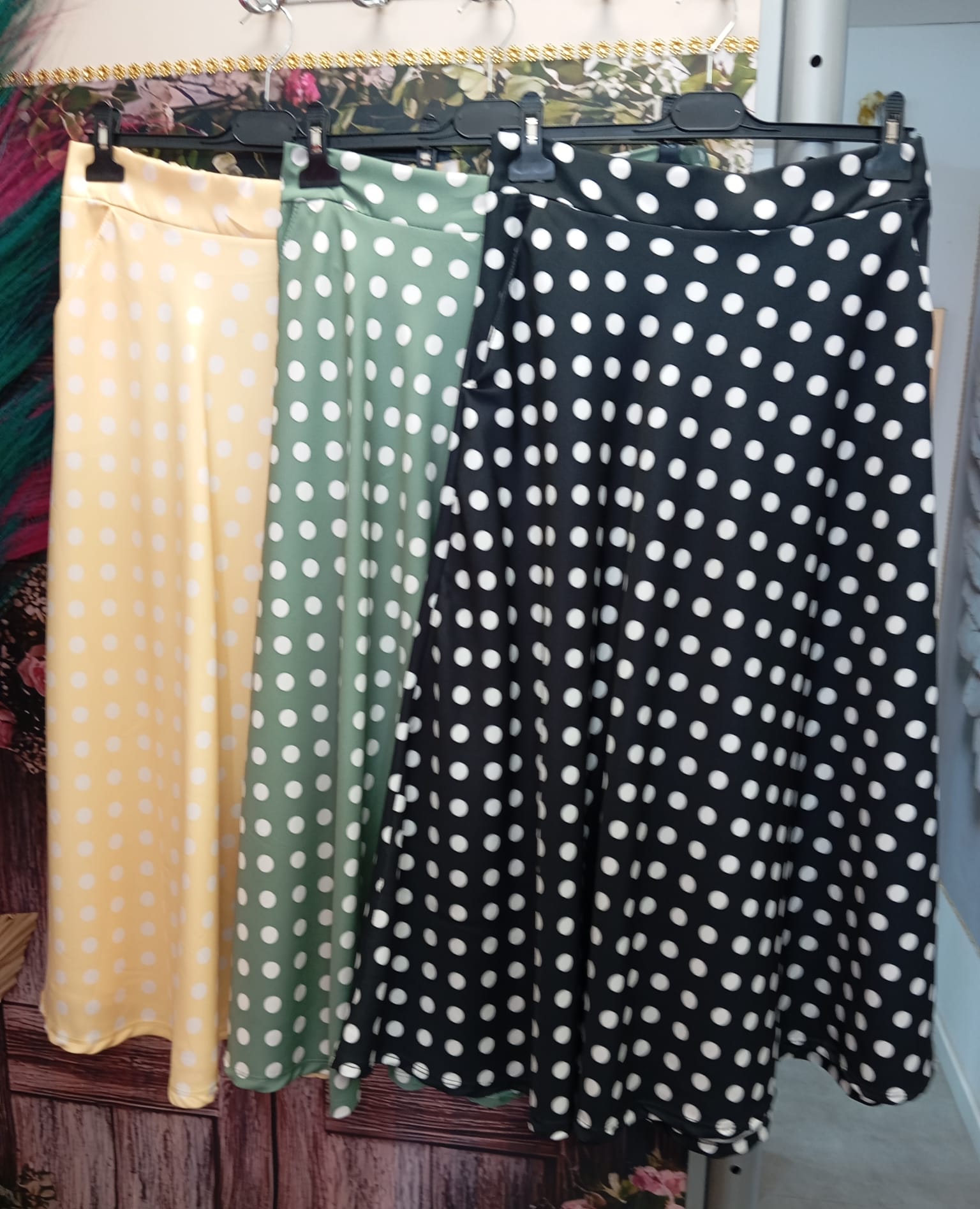 FALDA DE LUNARES MIDI