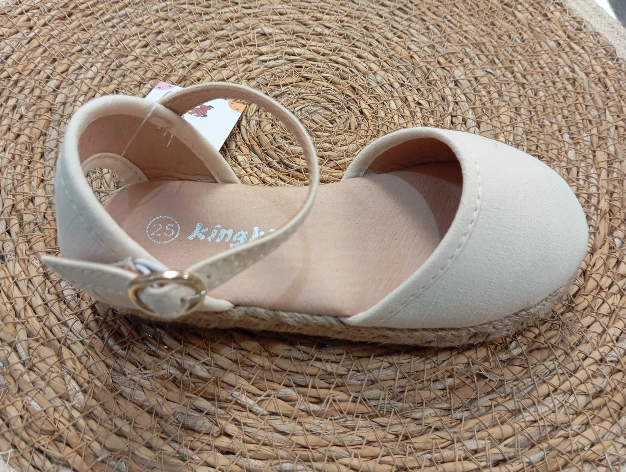 ZAPATILLA ESPARTO EN BEIGE PARA NIÑAS