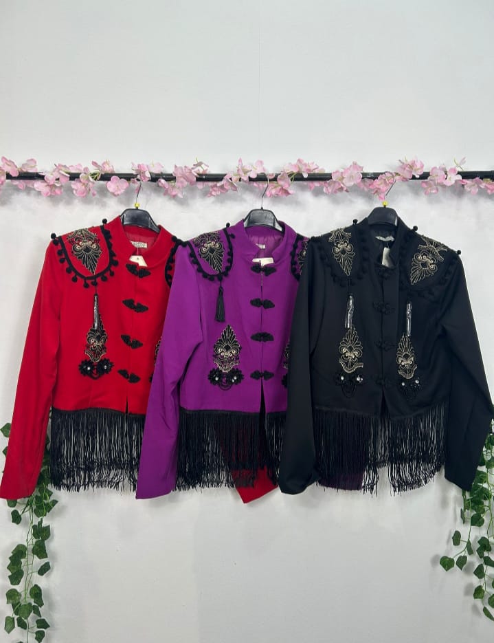 CHAQUETA TORERA CON FLECOS