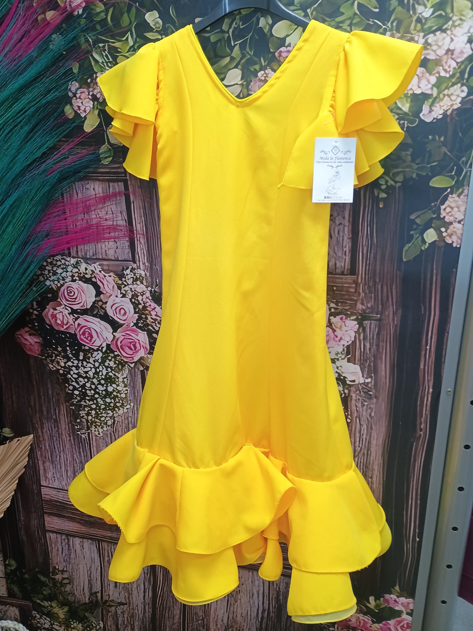 BATA FLAMENCA MODELO EVA TALLA 4