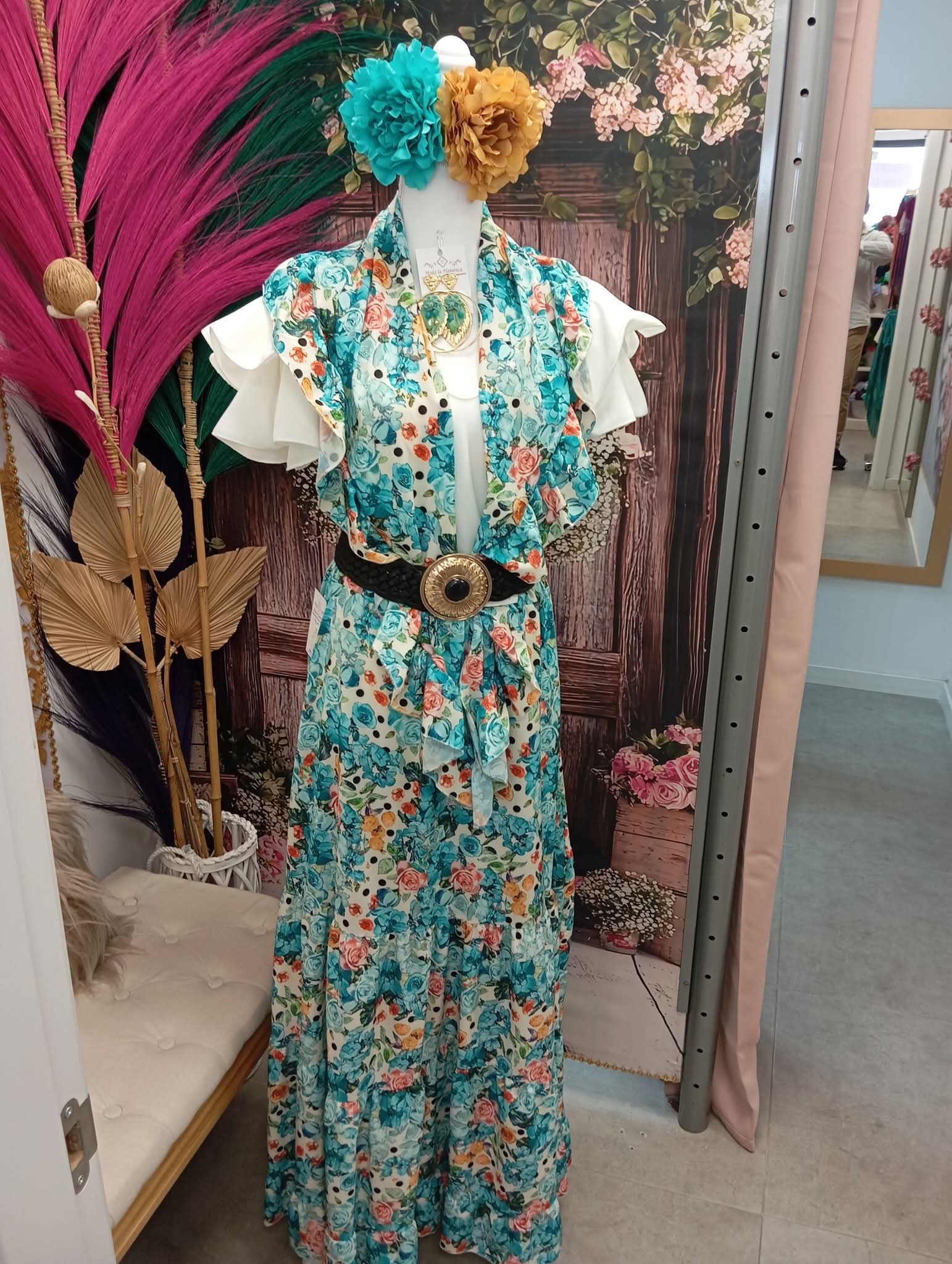 FALDA DE FLAMENCA ESTAMPADA CON FLORES