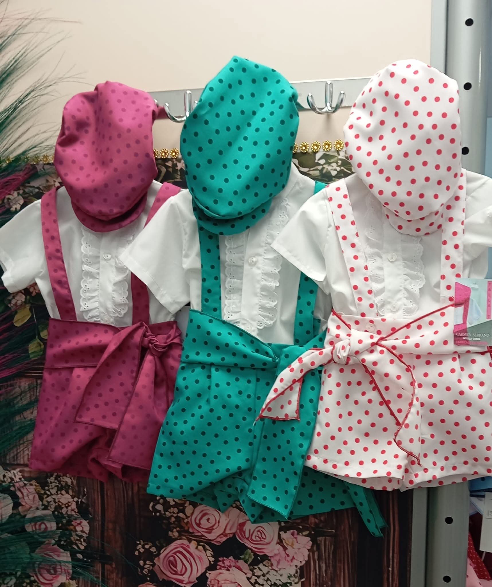 TRAJES CORTOS DE NIÑO