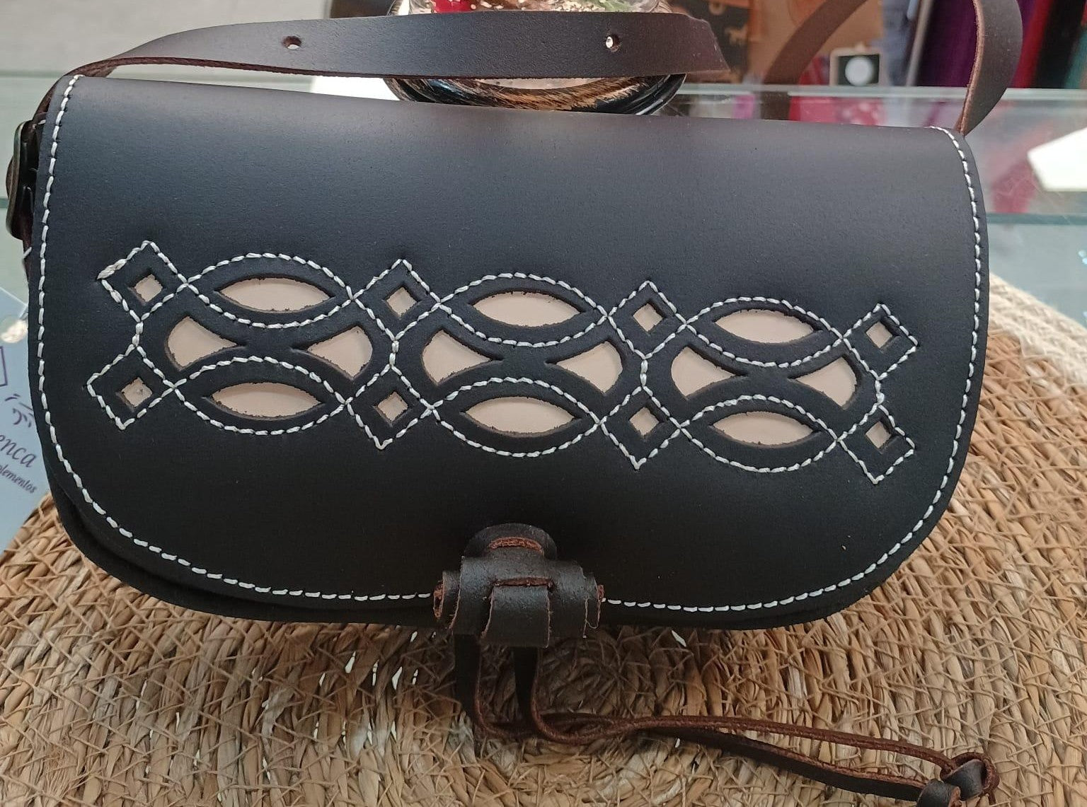 BOLSO RIÑONERA DE PIEL ROCIERO