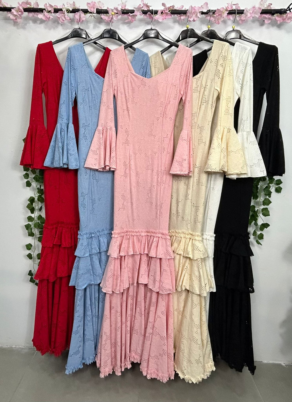 VESTIDO FLAMENCA PERFORADO