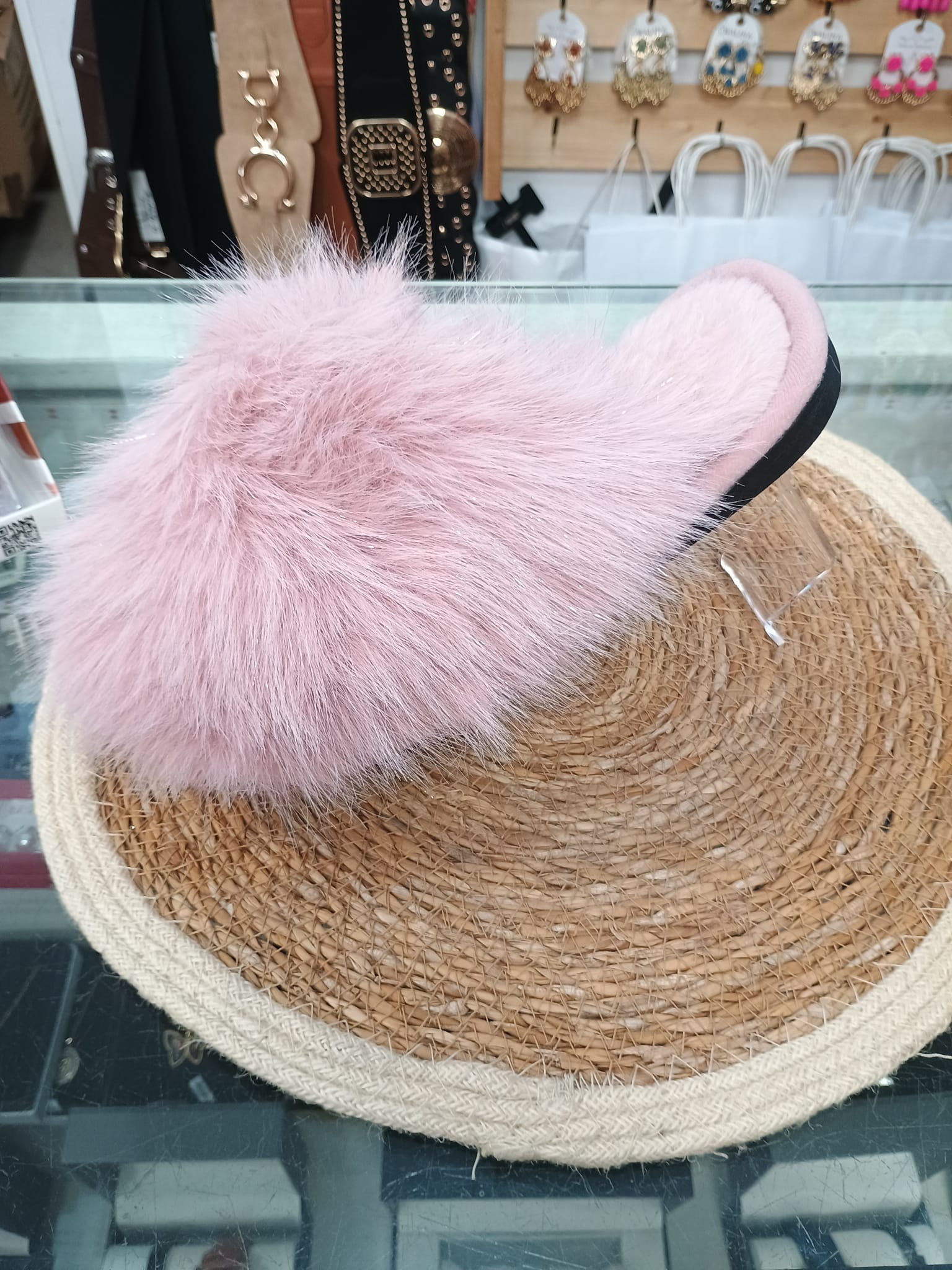 ZAPATILLAS PELOCHOS ROSA Y MARRON