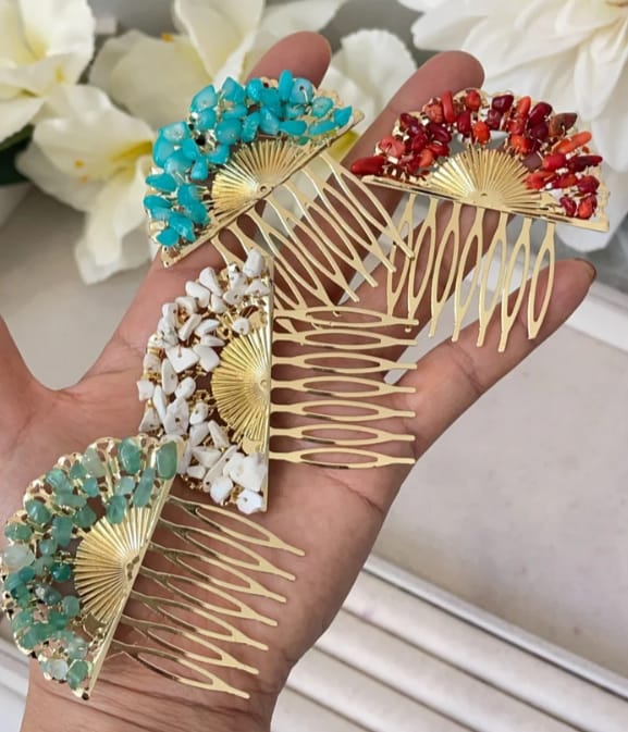 PEINAS ESTILO ABANICO CON PEDRERIA