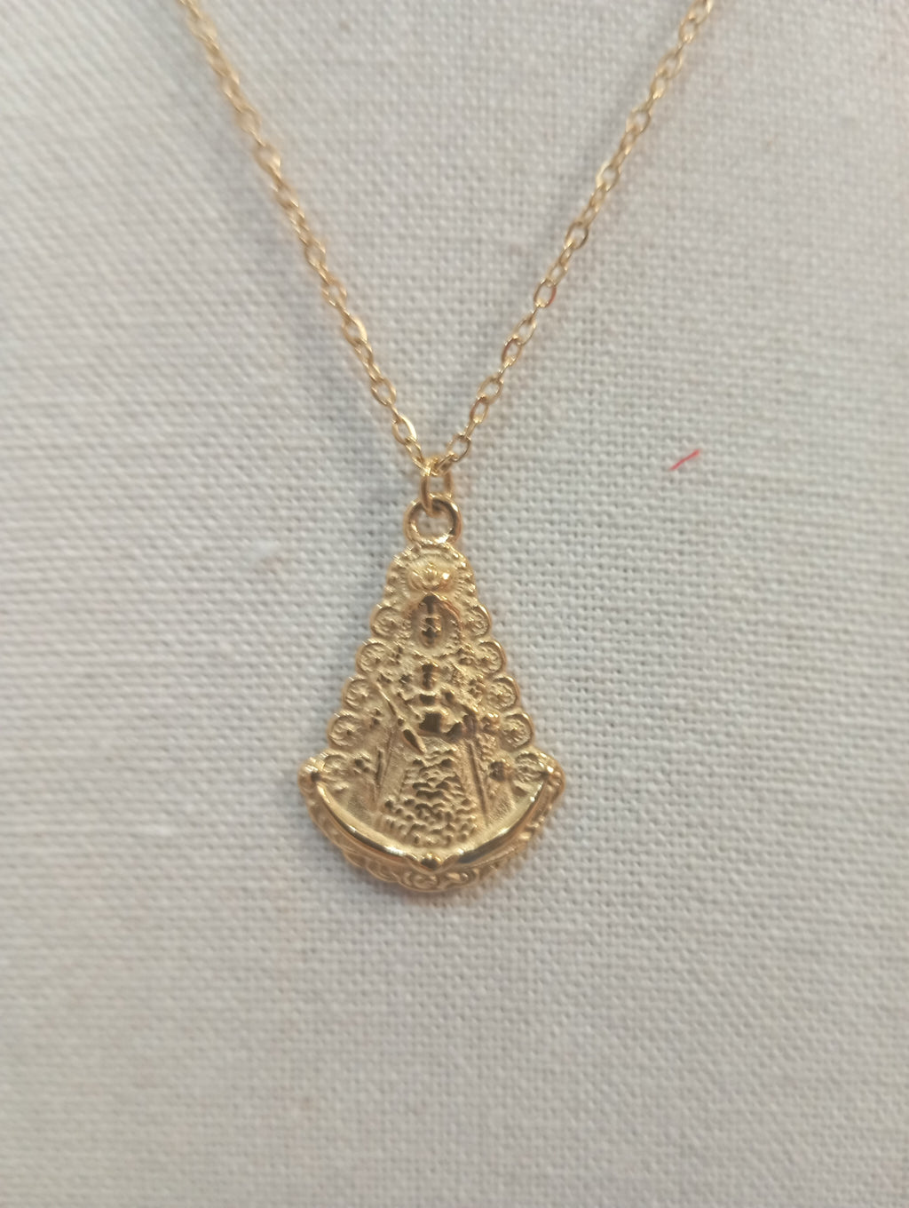 MEDALLA VIRGEN DEL ROCIO CON CADENA EN ACERO