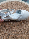 ZAPATILLAS ESPARTO NIÑA COLOR BEIGE CON ENCAJE