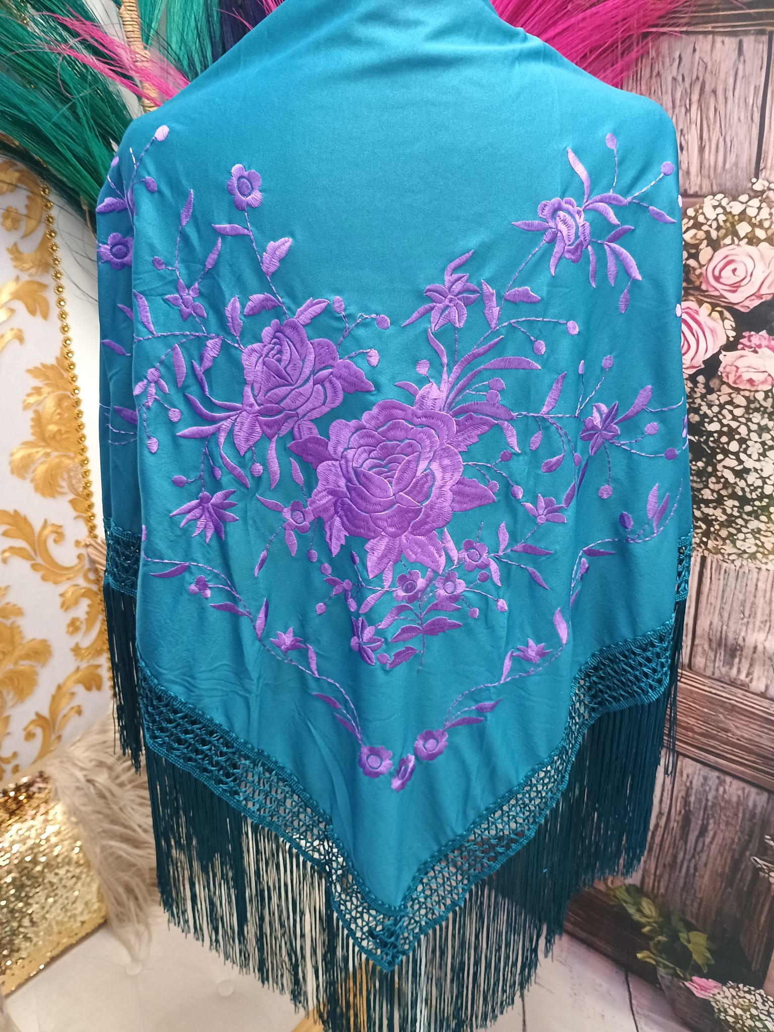 MANTON VERDE PETROLEO CON FLOR MORADA