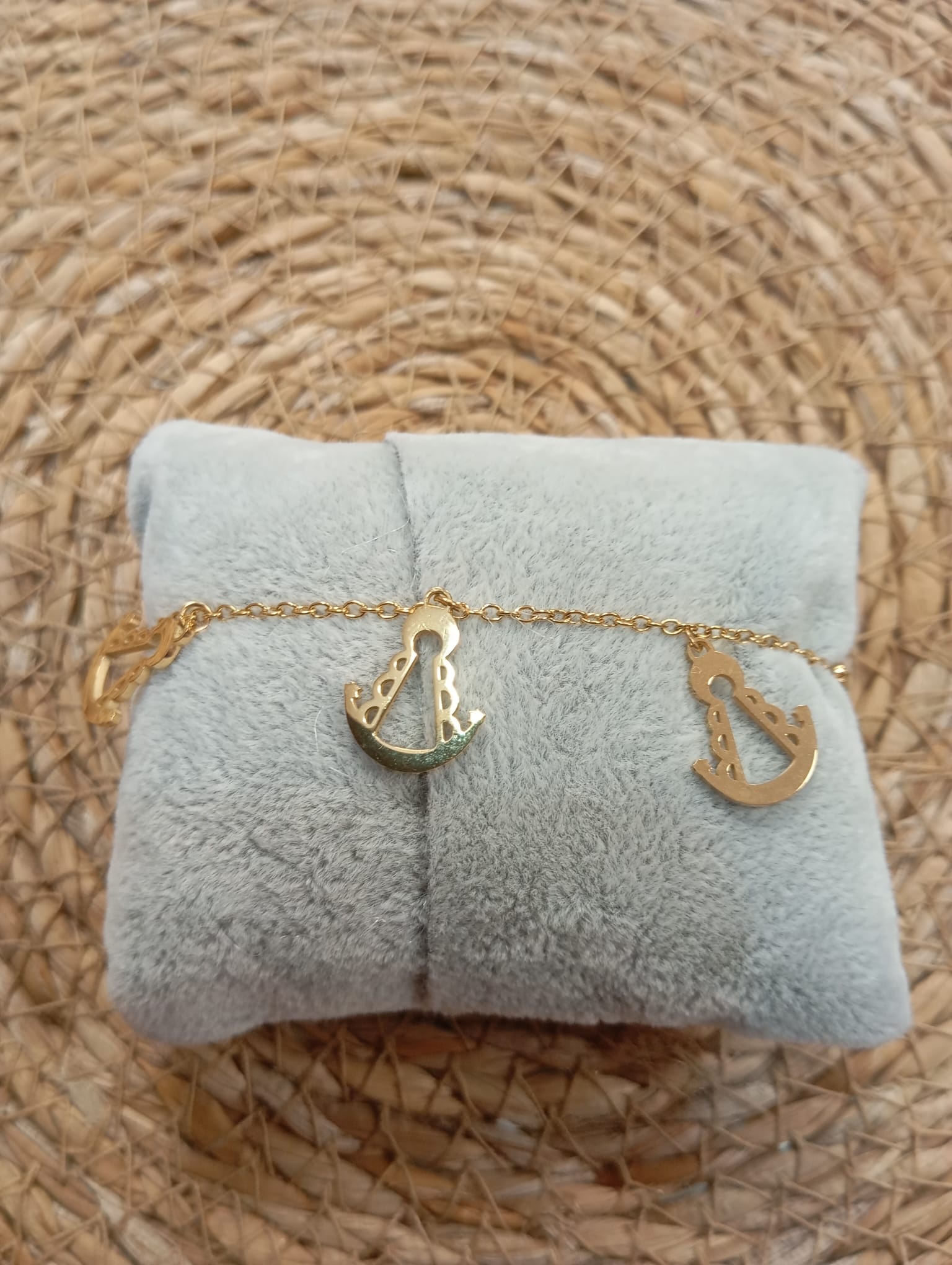 PULSERA VIRGEN DEL ROCIO EN ACERO