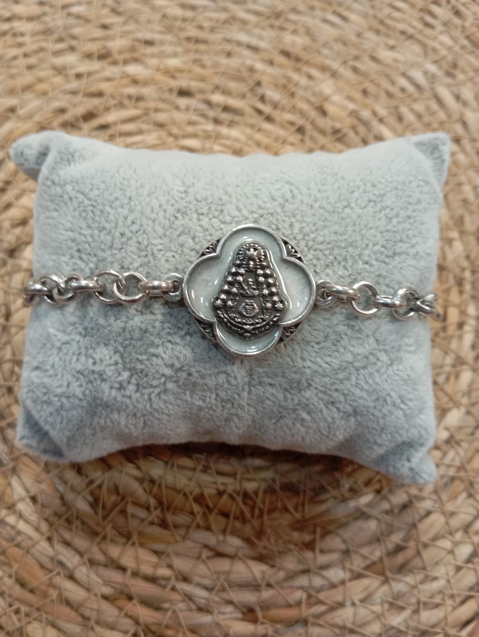 PULSERA VIRGEN DEL ROCIO EN ACERO BAÑADO EN PLATA