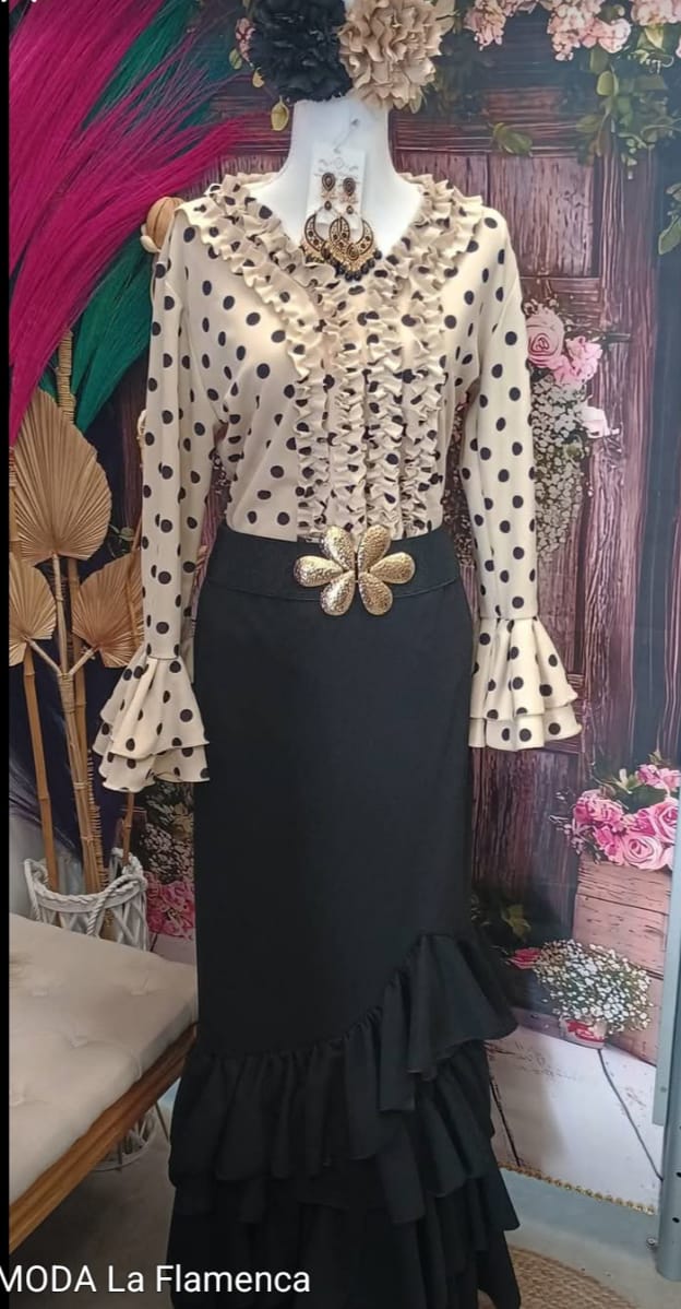 FALDAS DE FLAMENCA CON VOLANTES