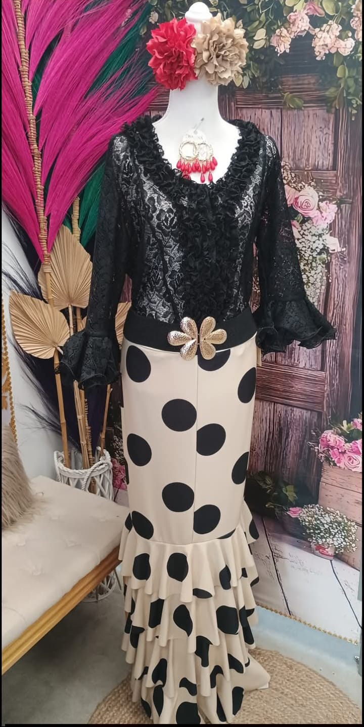 FALDA DE FLAMENCA LUNARES VOLANTES RECTOS