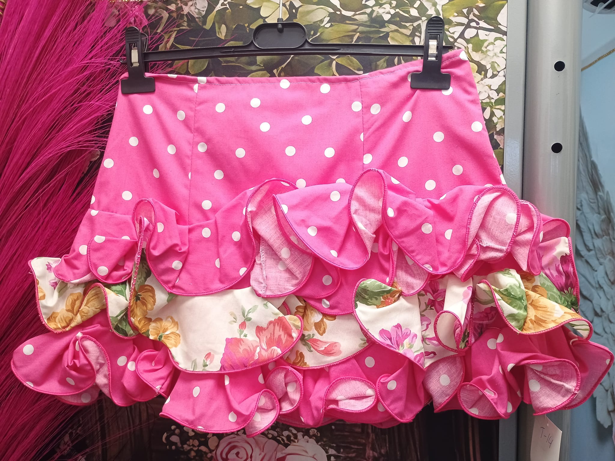 FALDA DE FLAMENCA CORTA PARA NIÑA TALLA 14.