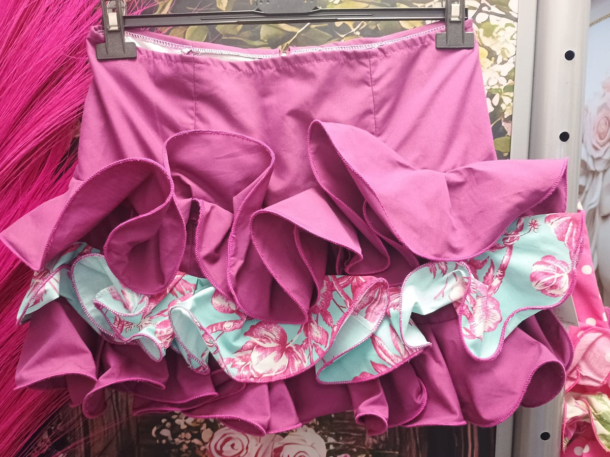FALDA DE FLAMENCA CORTA PARA NIÑA TALLA 14.