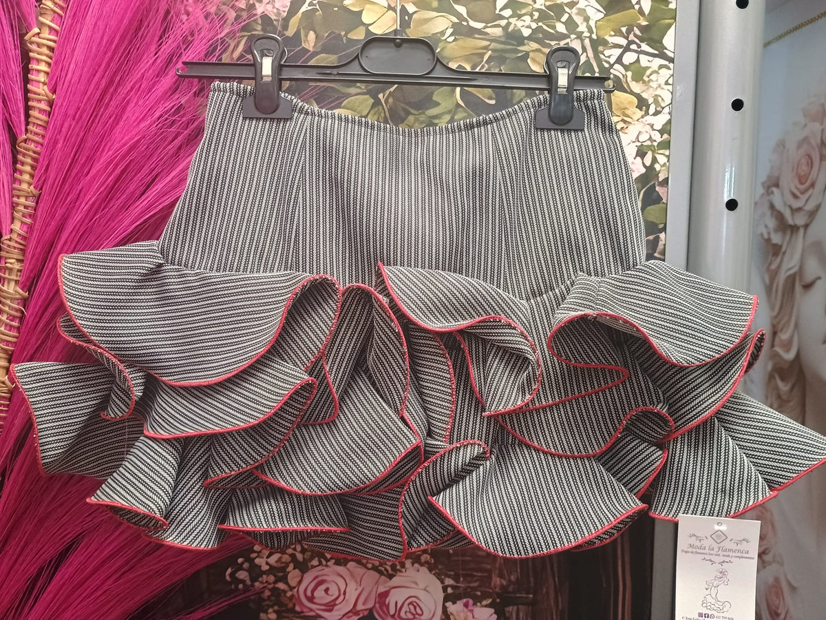 FALDA DE FLAMENCA CORTA PARA NIÑA  TALLA 12.