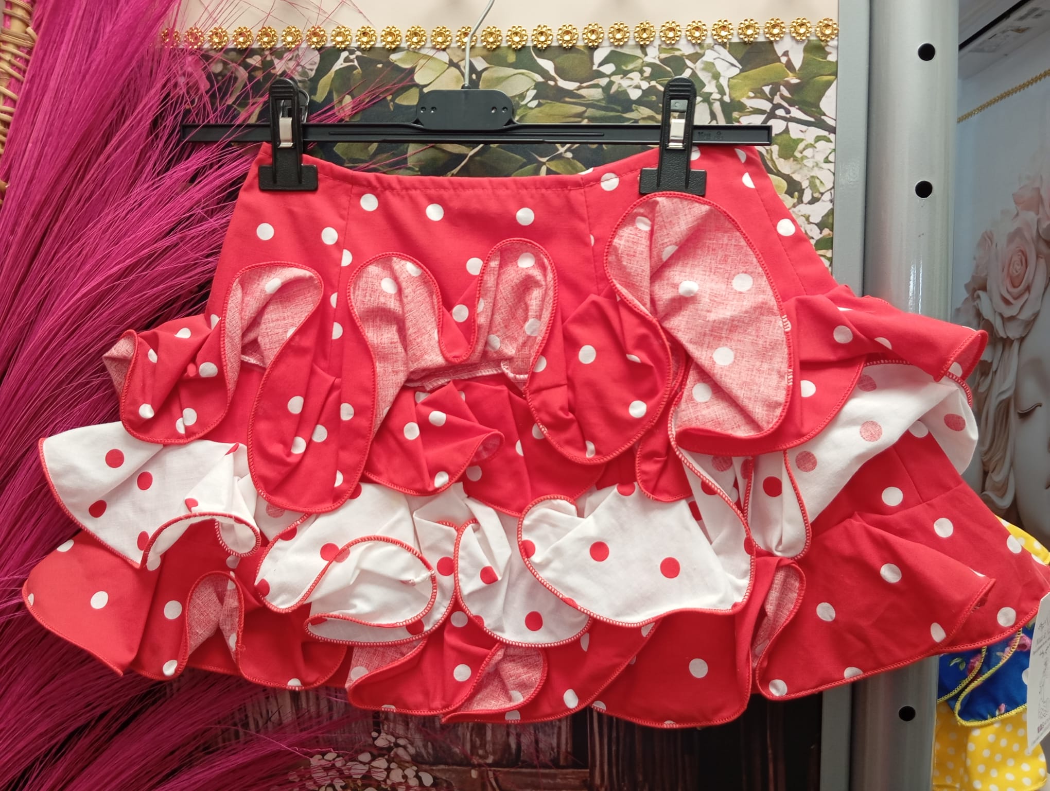 FALDA DE FLAMENCA CORTA PARA NIÑAS TALLA 8.