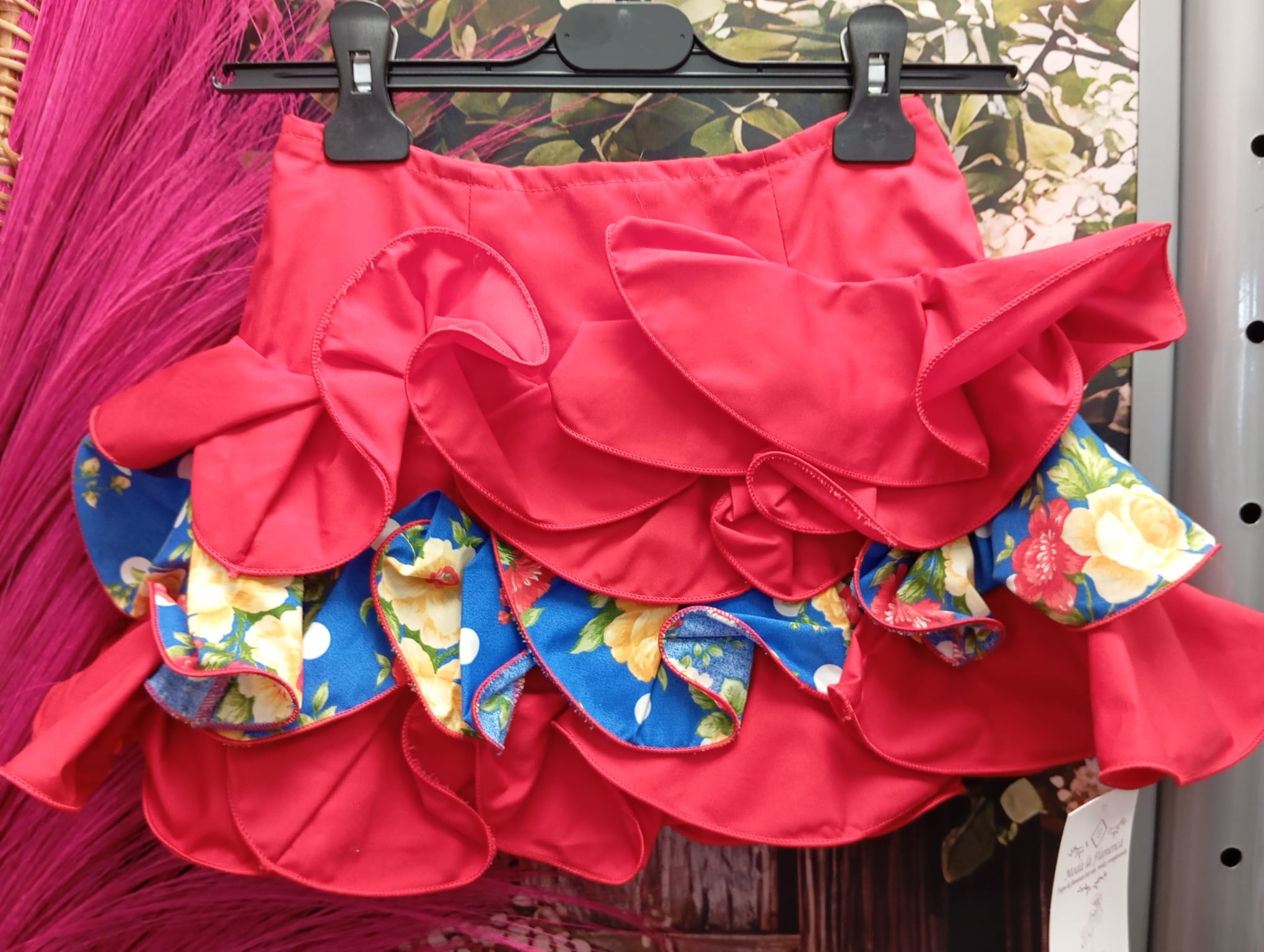 FALDA DE FLAMENCA CORTA PARA NIÑAS TALLA 6.