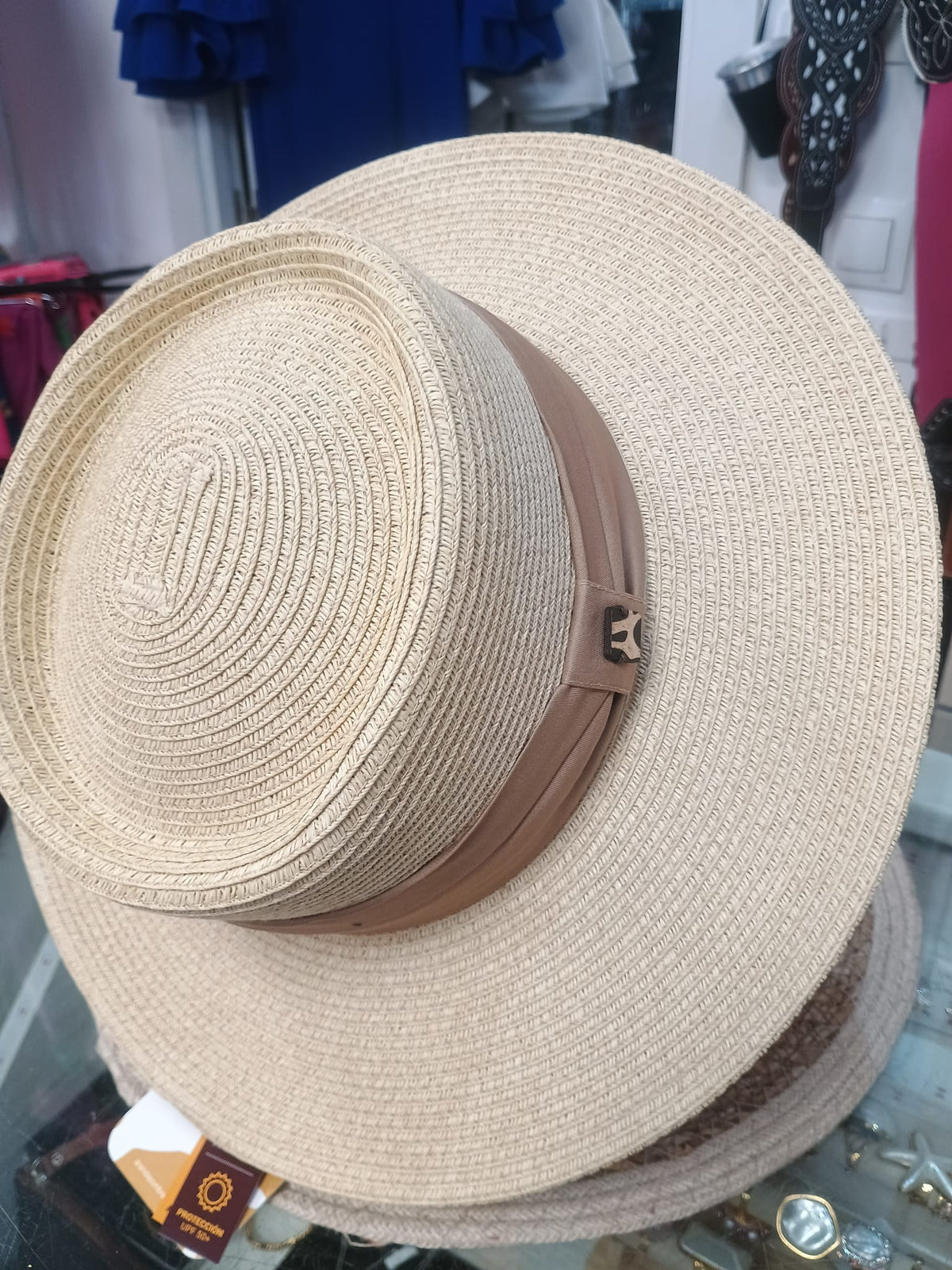 SOMBRERO GAMBLER CON BANDA A PLIEGUES (UNISEX)