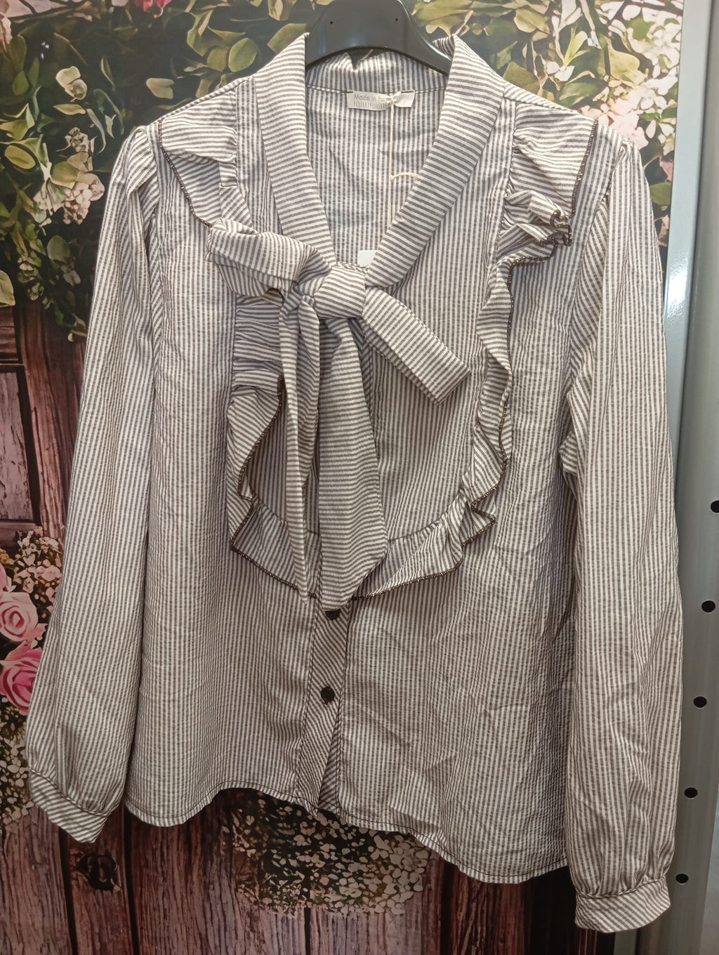 CAMISA DE RALLAS CON LAZO