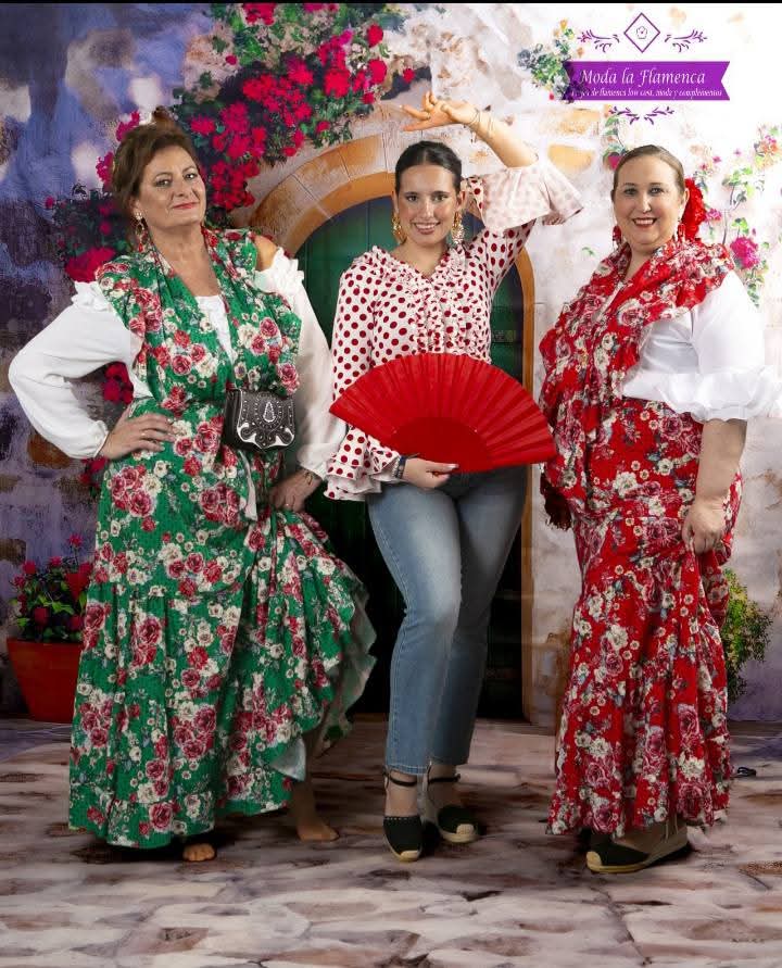FALDA DE FLAMENCA ESTAMPADA CON FLORES