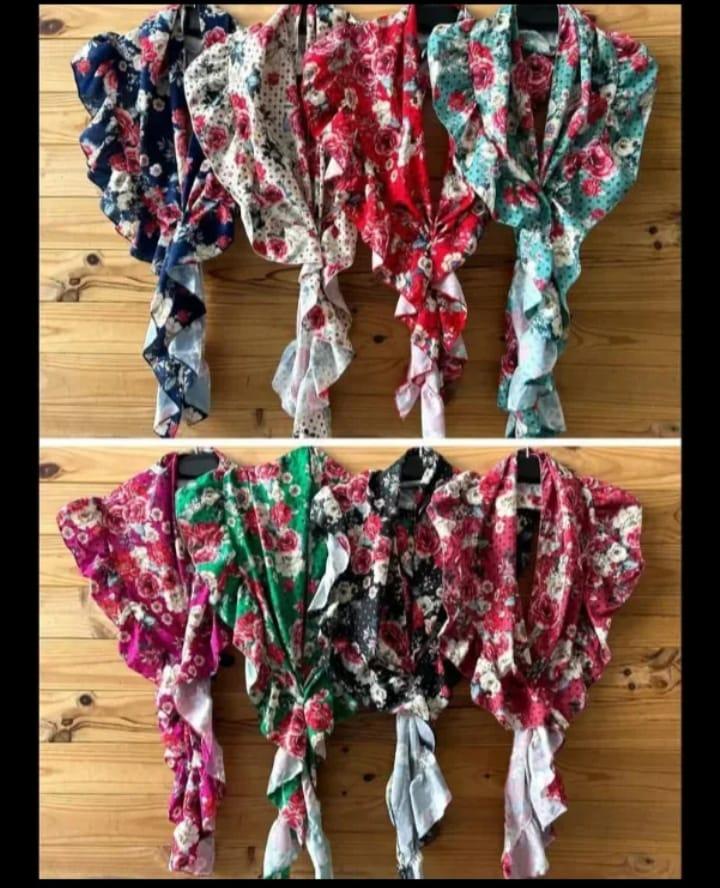 PIQUILLOS DE FLAMENCA ESTAMPADOS DE FLORES Y DE LUNARES