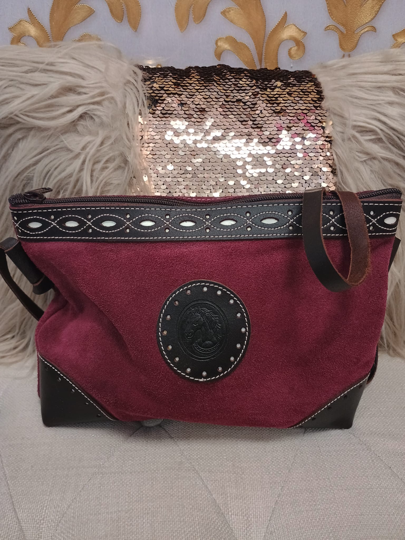 BOLSOS BANDOLERAS DE PIEL DE ANTE CON CIERRE DE CREMALLERA