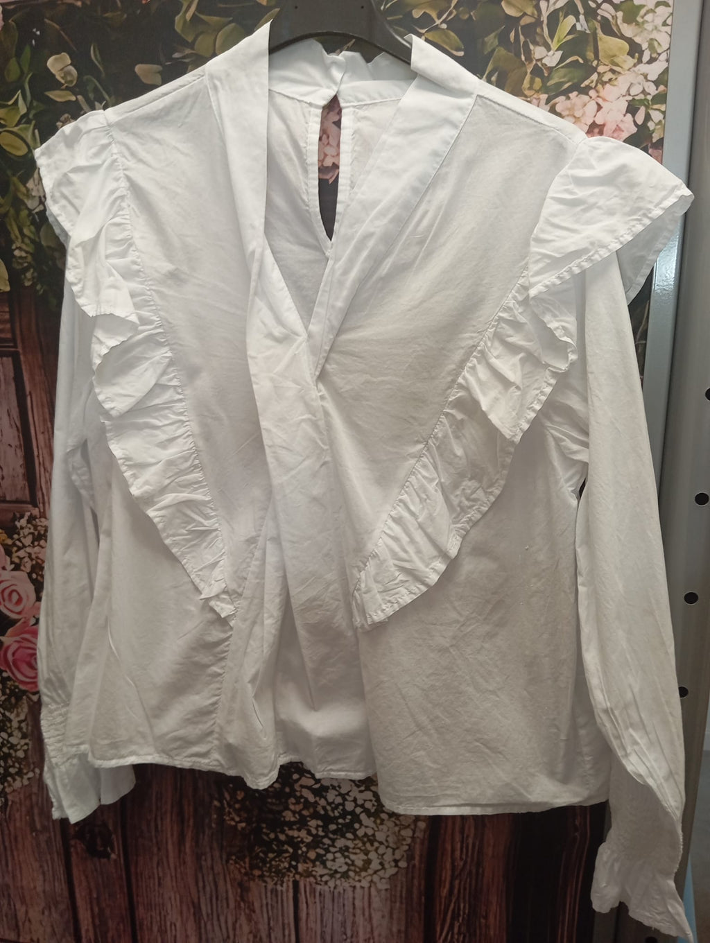 CAMISA CON CUELLO CRUZADO