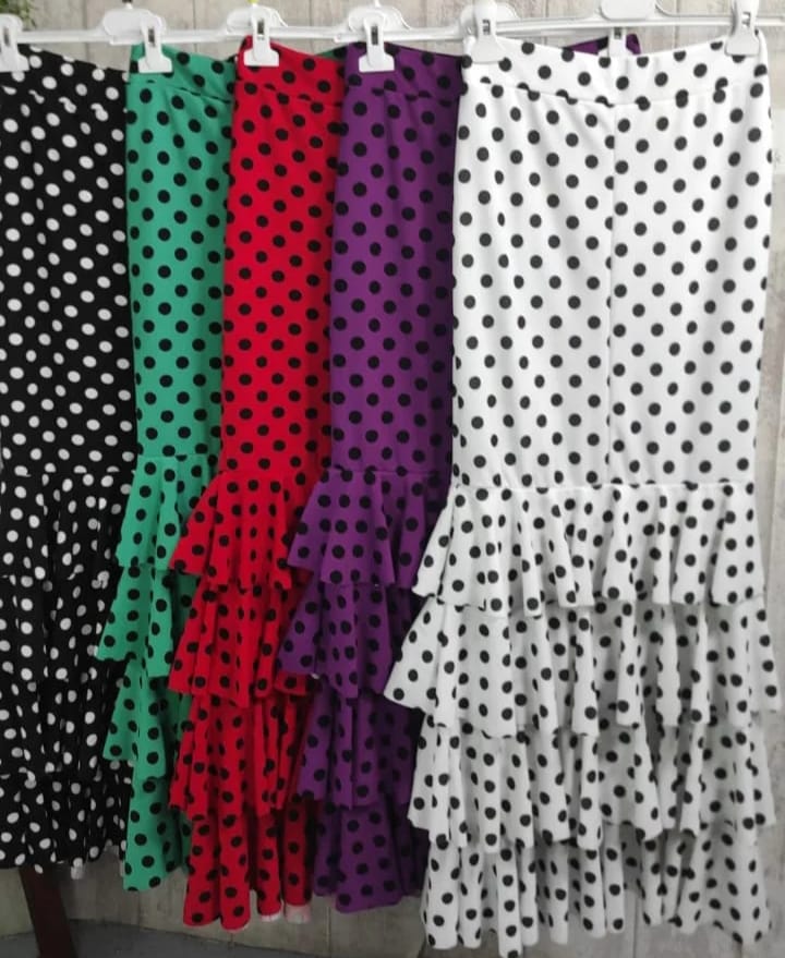 FALDA DE FLAMENCA VOLANTES RECTOS LUNARES