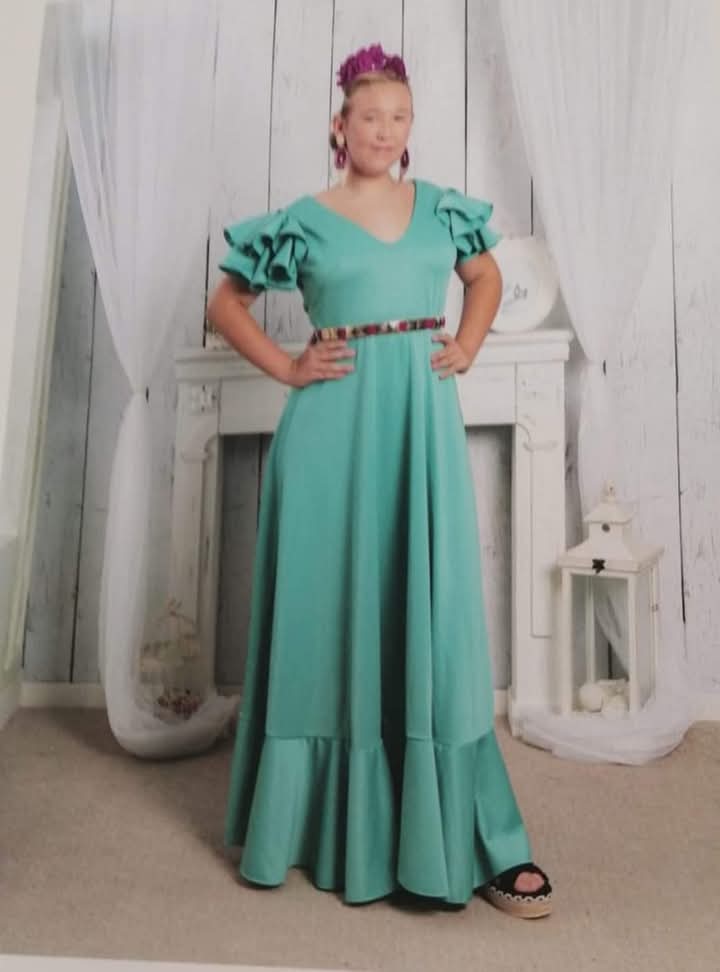 BATA FLAMENCA MODELO ROCIO